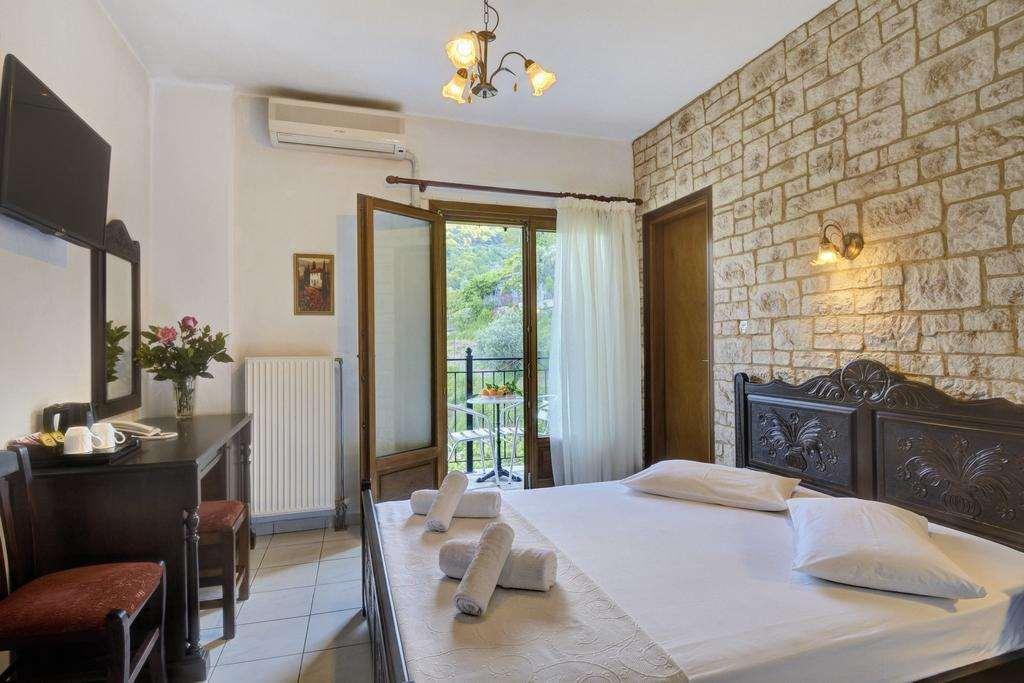 Hotel Agnadi - Horefto Habitación foto
